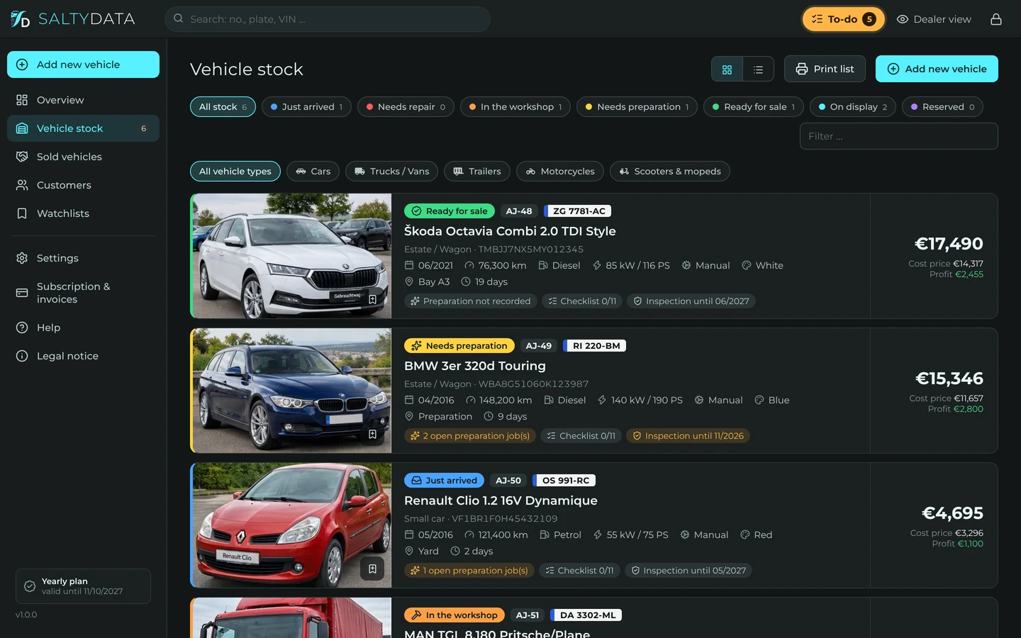 Wszystkie pojazdy ze statusem, cenami, czasem na placu i otwartymi zadaniami.